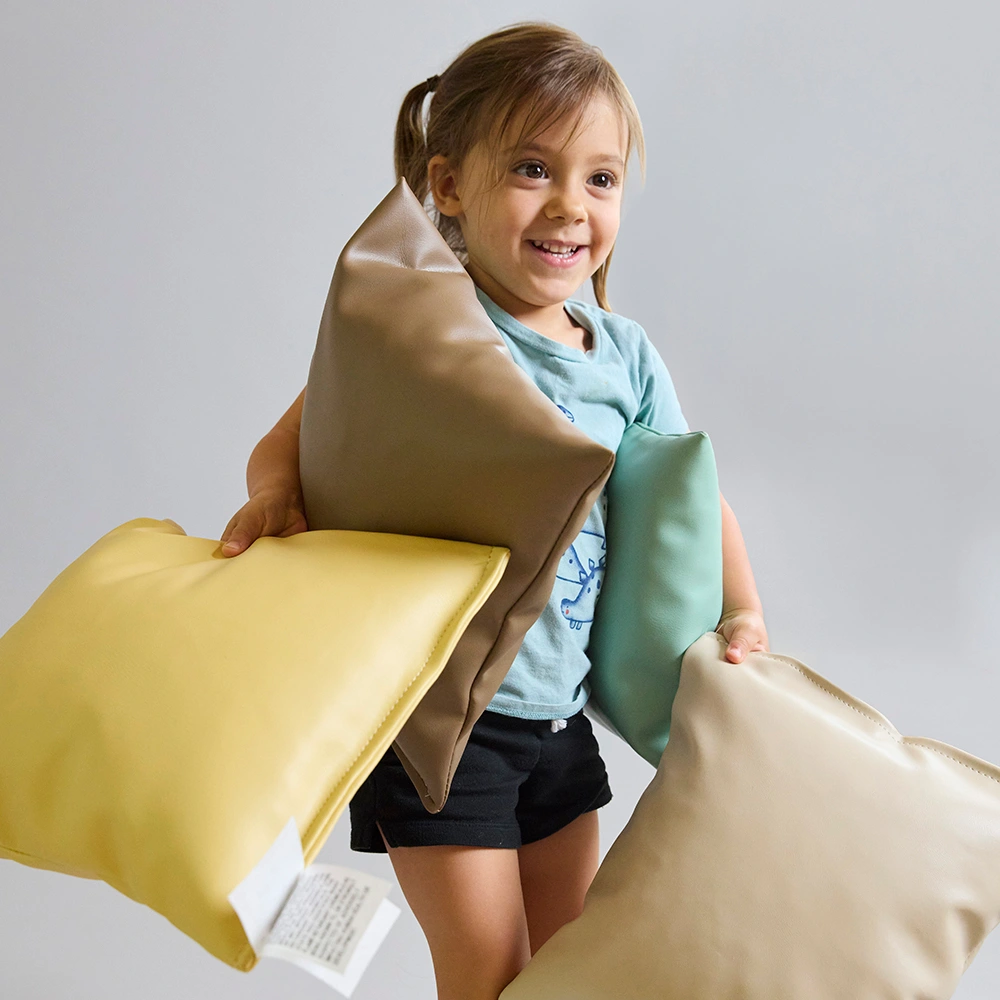 Box of 8 Small Reading Pillows - Image 3
